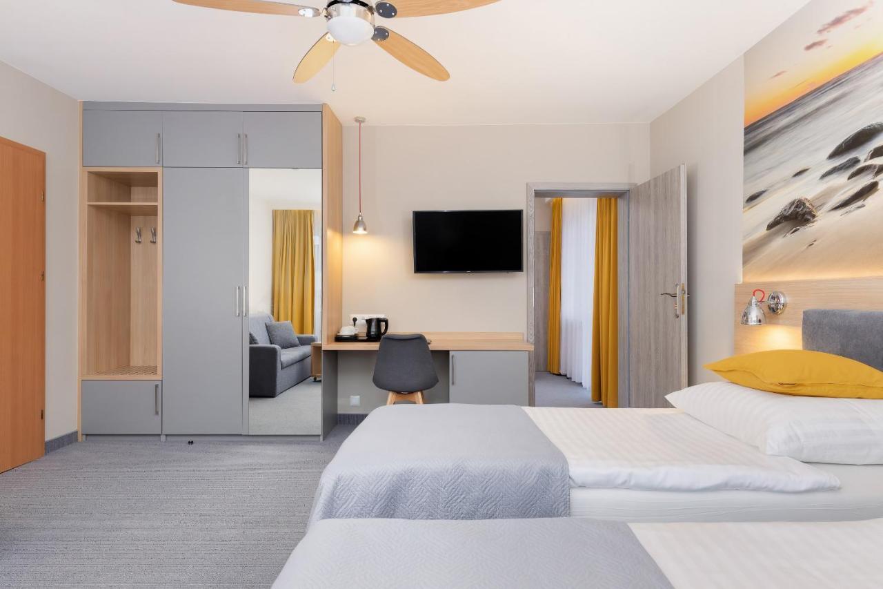 Hotel La Siesta & Medical Spa Jastrzębia Góra Buitenkant foto