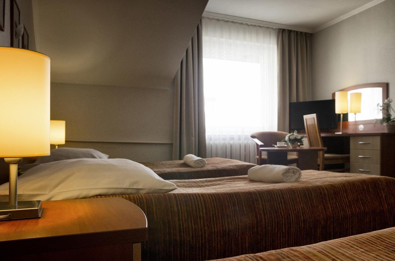Hotel La Siesta & Medical Spa Jastrzębia Góra Buitenkant foto